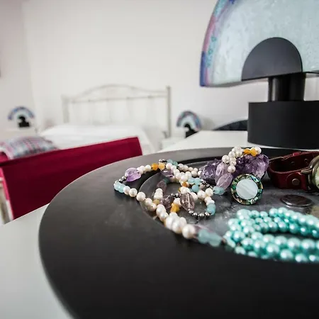 La Porta Di Mare Bed and Breakfast