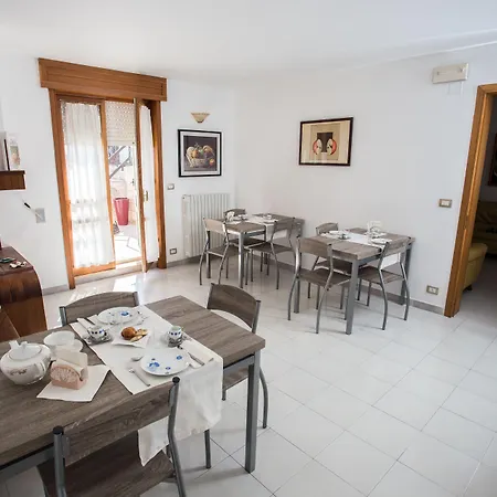 Bed & Breakfast La Porta Di Mare