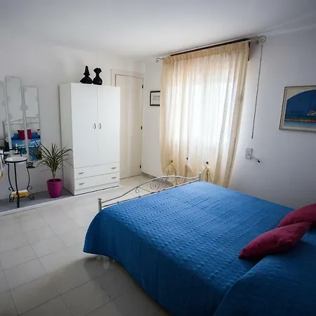 La Porta Di Mare Bed & Breakfast *